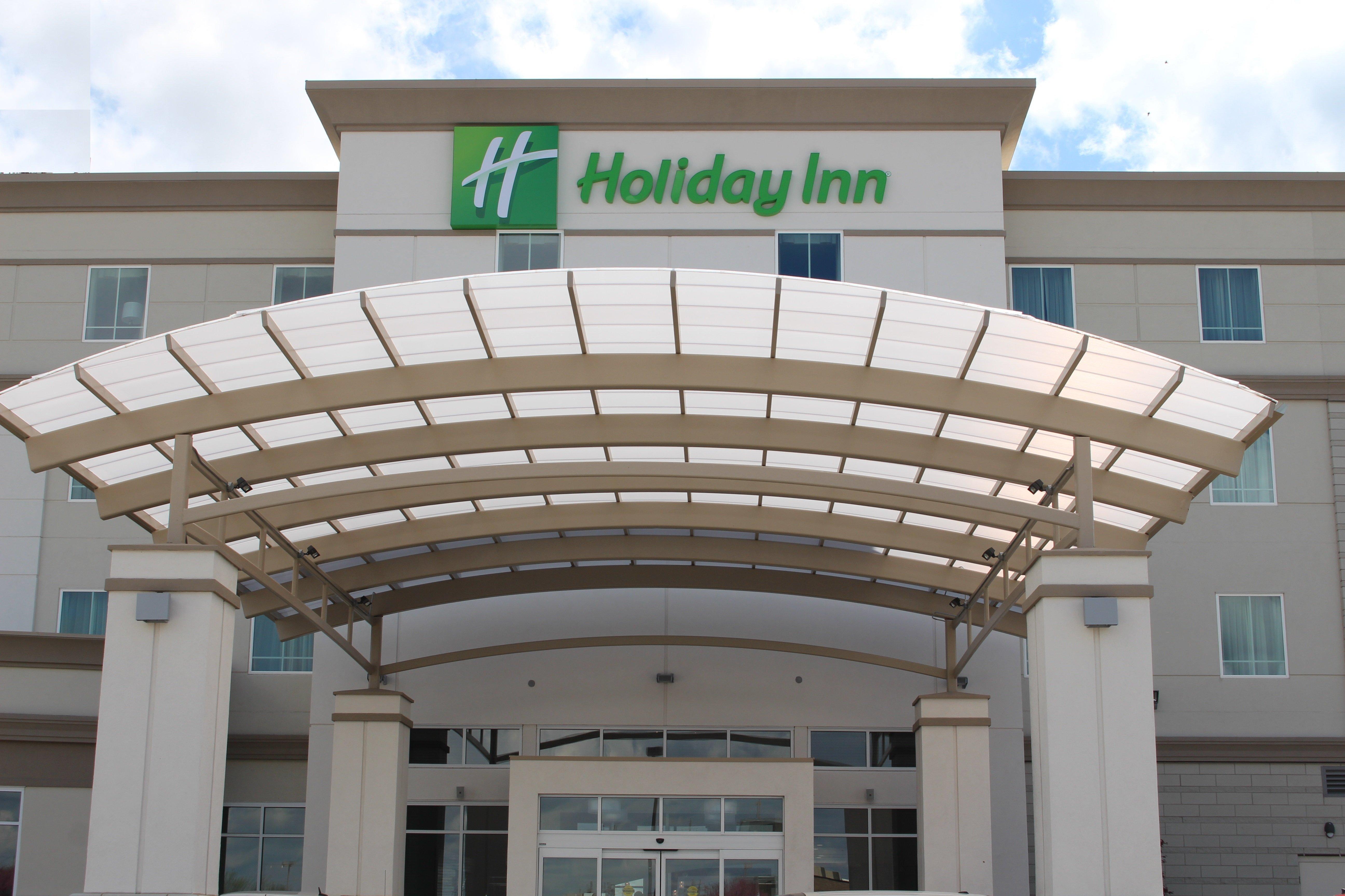 Holiday Inn Salina, An Ihg Hotel Exterior photo